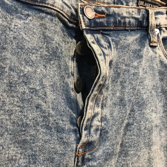 BlankNYC jeans - Picture 2 of 4